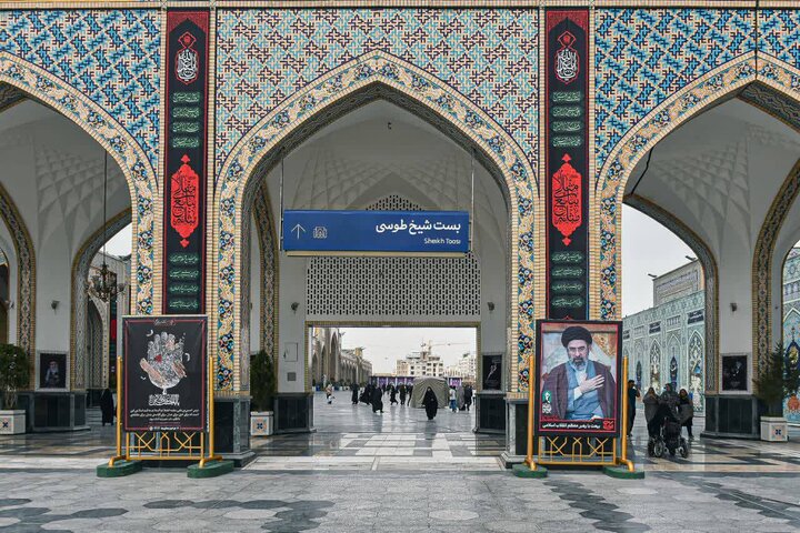 حرم مطهر رضوی در آستانه تشییع رهبر شهید
