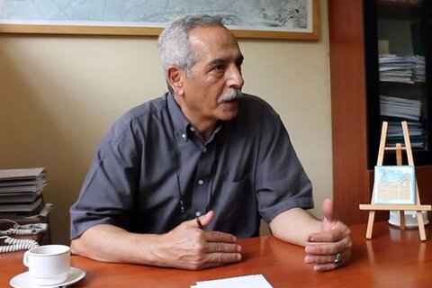 یک کارشناس اقتصاد: بازگشت وضعیت اقتصادی کشور به شرایط عادی حداقل دو سال زمان می‌برد