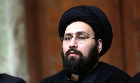 سیدعلی خمینی: هر کس پیام دوستی به آمریکا بفرستد دهانش خبیث و نجس است