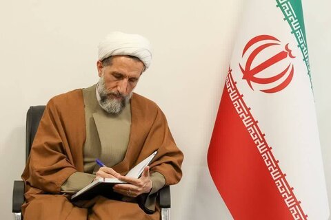 قدردانی امام‌جمعه قزوین از حضور باشکوه مردم در تشییع رهبر شهید