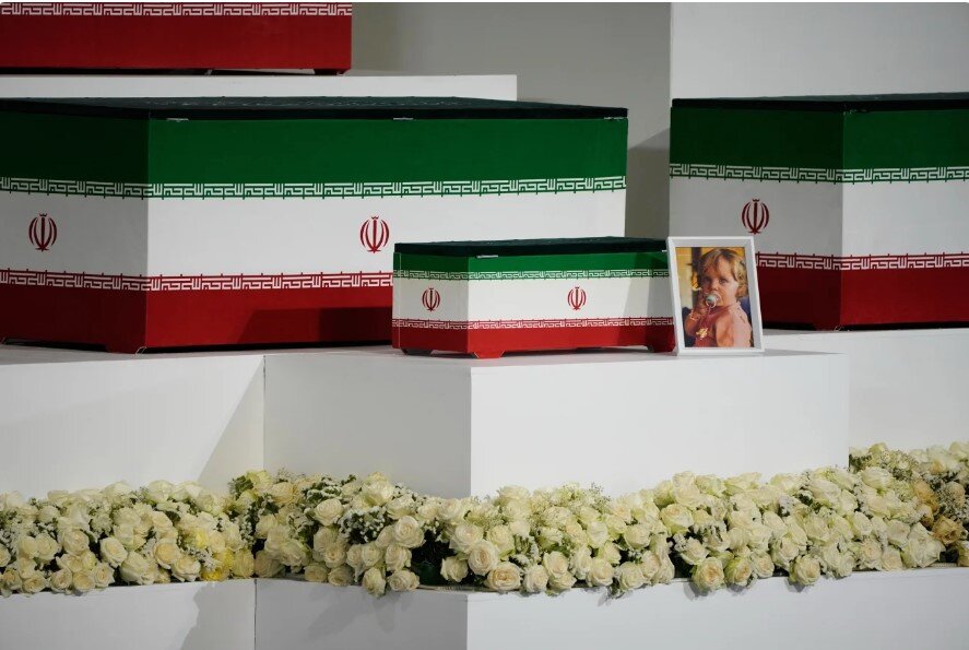 هفته‌ تاریخی ایران در وداع با رهبر شهید؛&nbsp;خشم و انتقام در فضا موج می‌زند +تصاویر