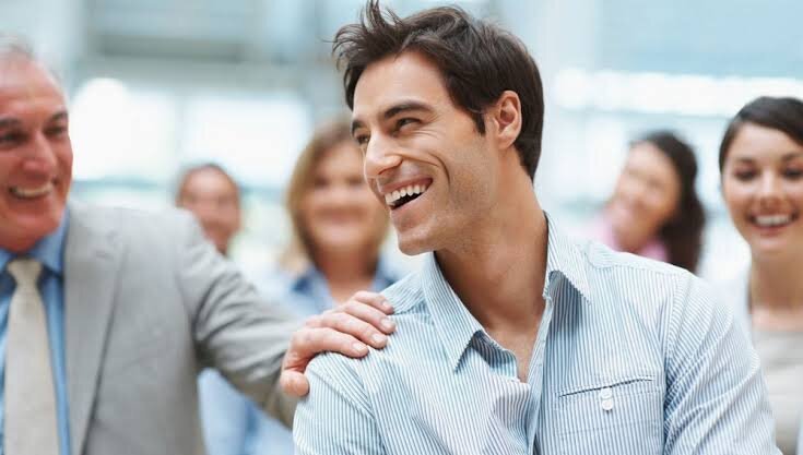 چه عادت‌هایی افراد را جذاب تر می‌کنند؟