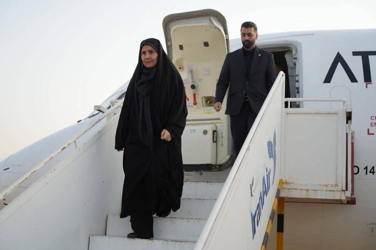 وزیر راه برای افتتاح پروژه‌ها وارد یزد شد