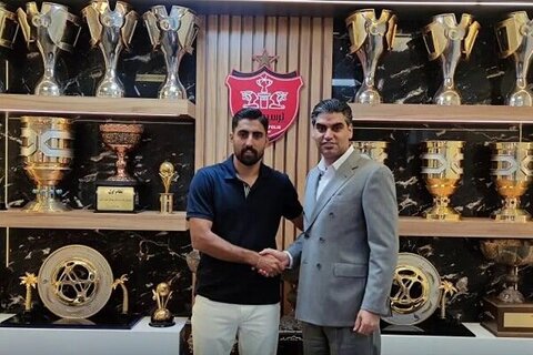 مدیرعامل پرسپولیس رسما از خرید جدید سرخ‌ها رونمایی کرد
