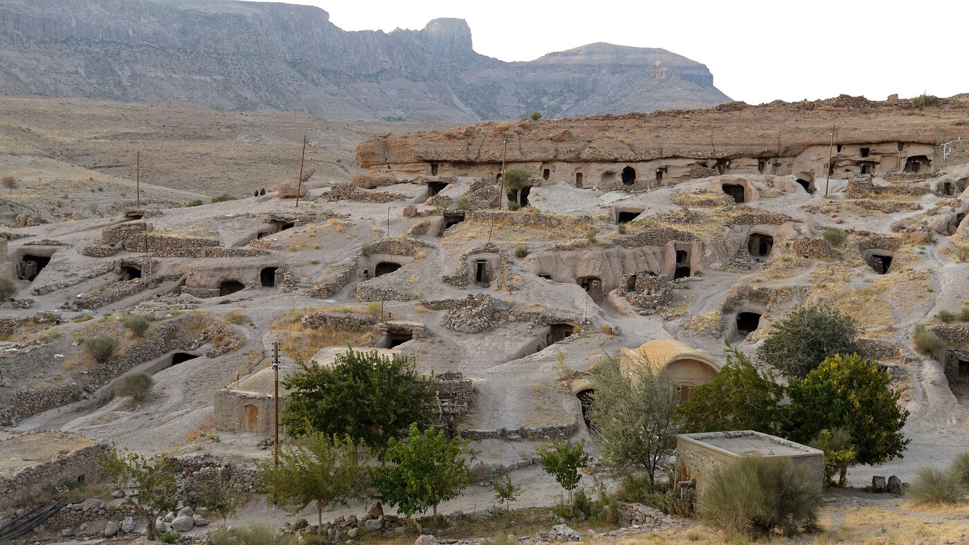 سفر به روستای صخره‌ای و تاریخی میمند