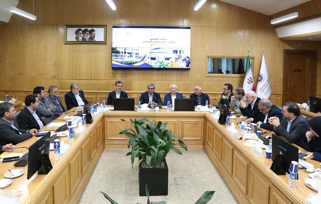 توسعه اقتصاد خراسان رضوی در گرو حمایت از زنان کارآفرین