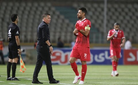 ادامه همکاری یا جدایی؛ پرسپولیس و پورعلی گنجی هنوز به تصمیم نهایی نرسیدند