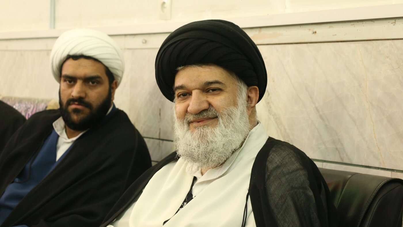 آقای خرازی! از کجا این همه خبر محرمانه دارید؟ آقای خرازی! از کجا این همه خبر محرمانه دارید؟