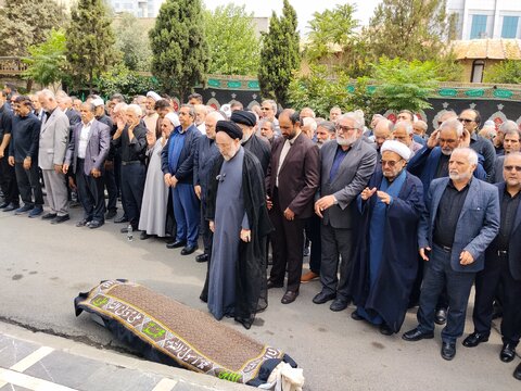 پیکر استاد ابوالقاسم قاسم‌زاده به منزل ابدی بدرقه شد