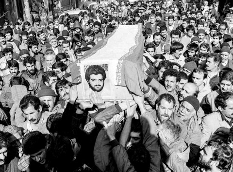 روایت تصویری از خبرنگاران دهه ۶۰
