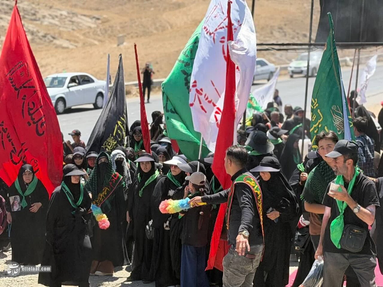 تصاویری از موکب های استقبال از زائران پیاده امام رضا+ ویدئو
