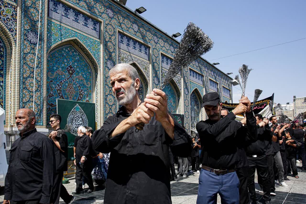 حرم مطهر رضوی غرق در ماتم و عزا + تصاویر