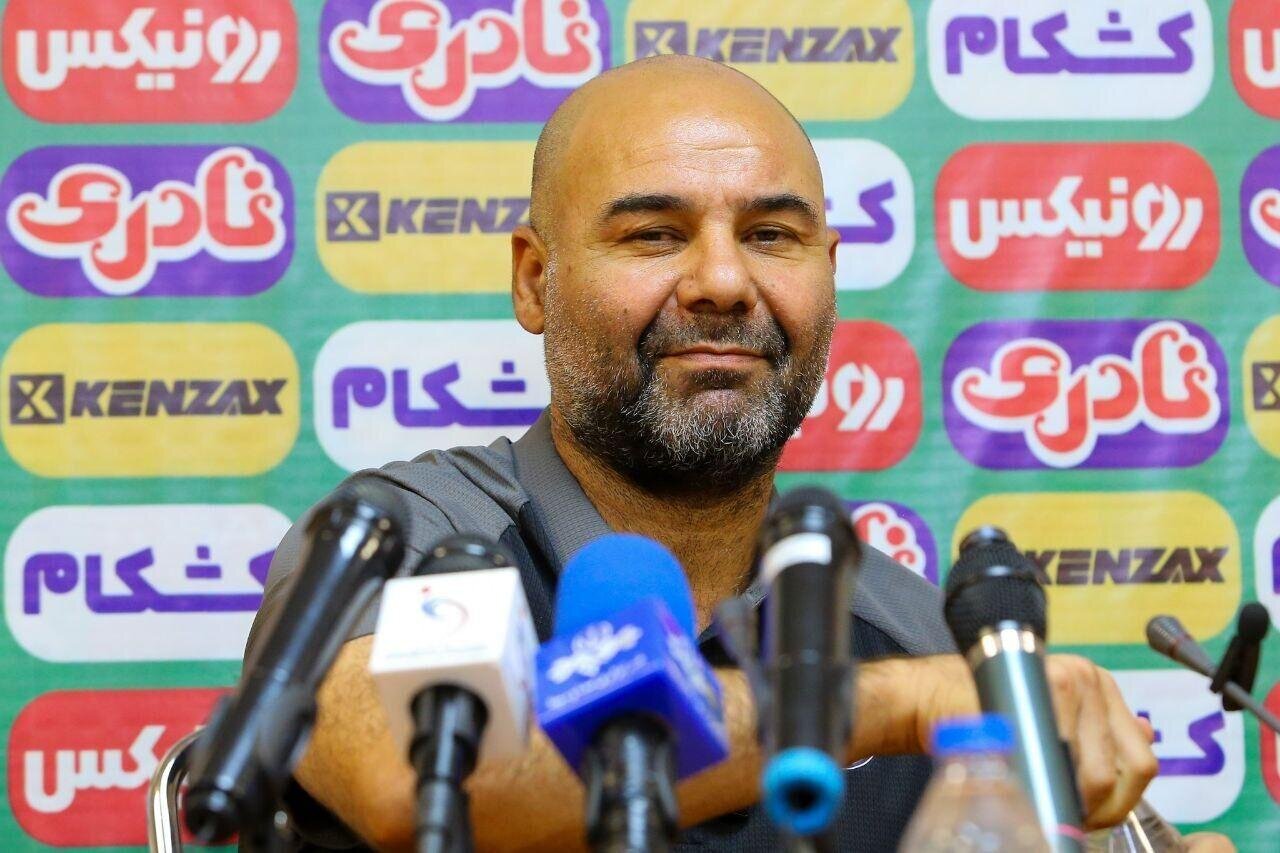 سرمربی استقلال: از حرف‌های رضاییان تعجب کردم؛ کاش او تخفیف می‌داد