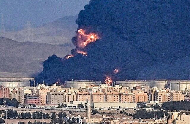 حمله یمن به قلب اقتصاد عربستان؛ آرامکو هدف قرار گرفت