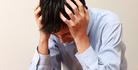 چرا همیشه مضطربیم؟ نشانه های اضطراب مزمن که جدی گرفته نمی شوند