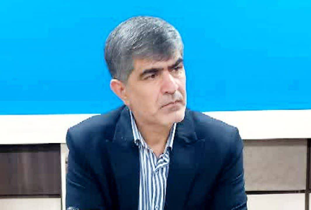 هیچ دانش‌آموزی نباید به دلیل مشکلات مالی از تحصیل بازبماند