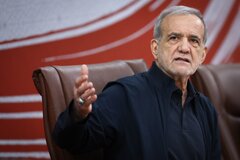 پزشکیان درباره مشکل بنزین در کشور: صرفه‌جویی از دولتی‌ها شروع شود