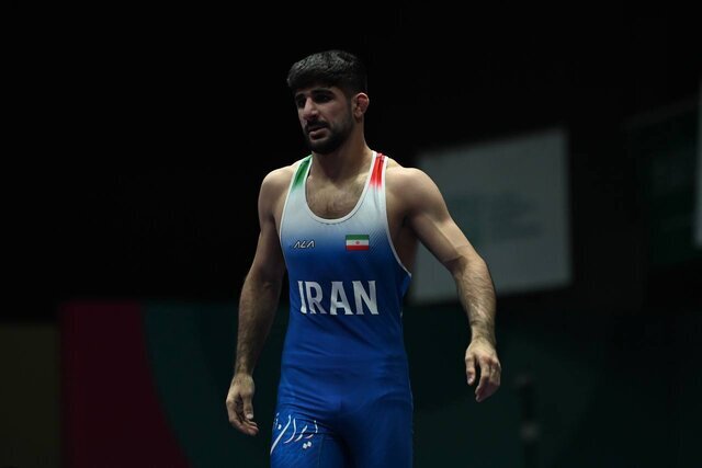 قهرمان جهان و المپیک عازم لهستان شد