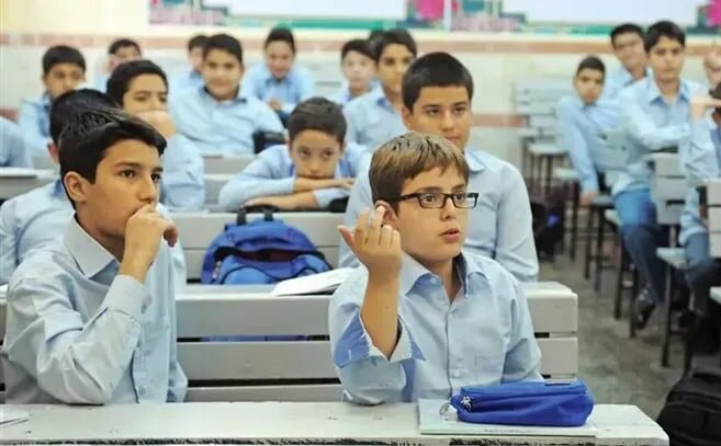زنگ بحران در مدارس شنیده می‌شود