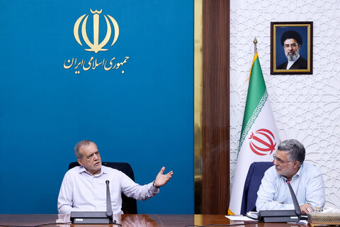 وزیر بهداشت: ۱۸ تن در پی حملات دیشب آمریکا به شهادت رسیدند