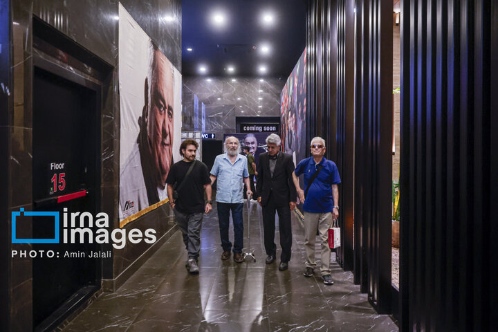 چهلم اکبر عبدی