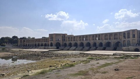 زاینده رود دوباره از جریان افتاد