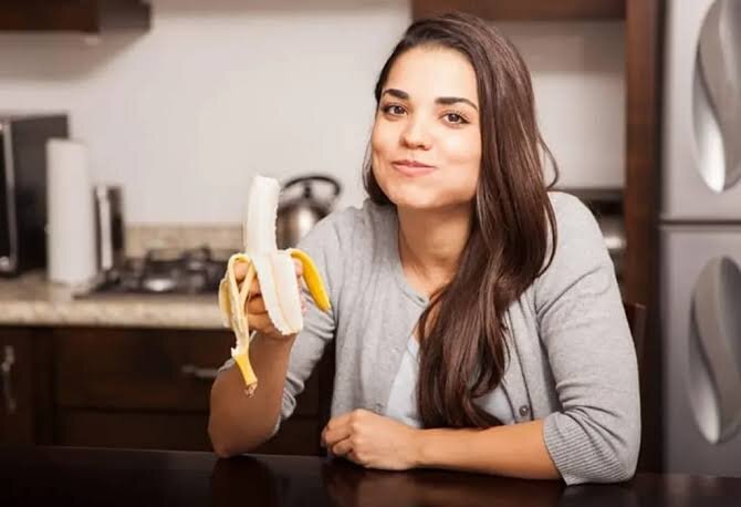قبل از خواب موز بخوریم؟