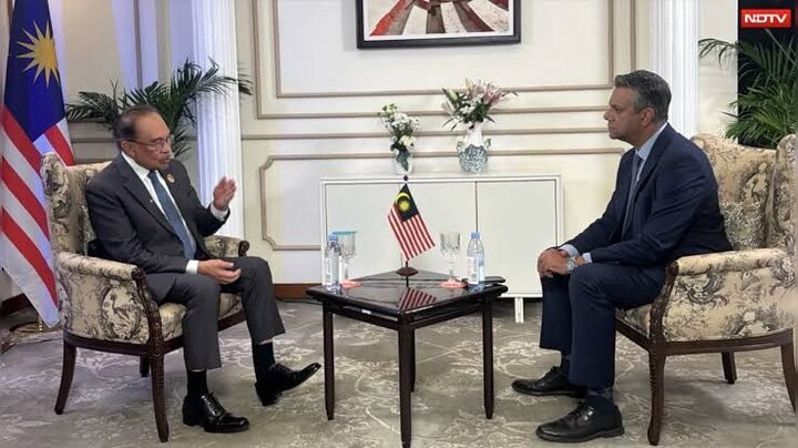 نخست‌وزیر مالزی: بسیاری از کشورها تمایلی به بیان حقایق درباره جنگ ایران را ندارند