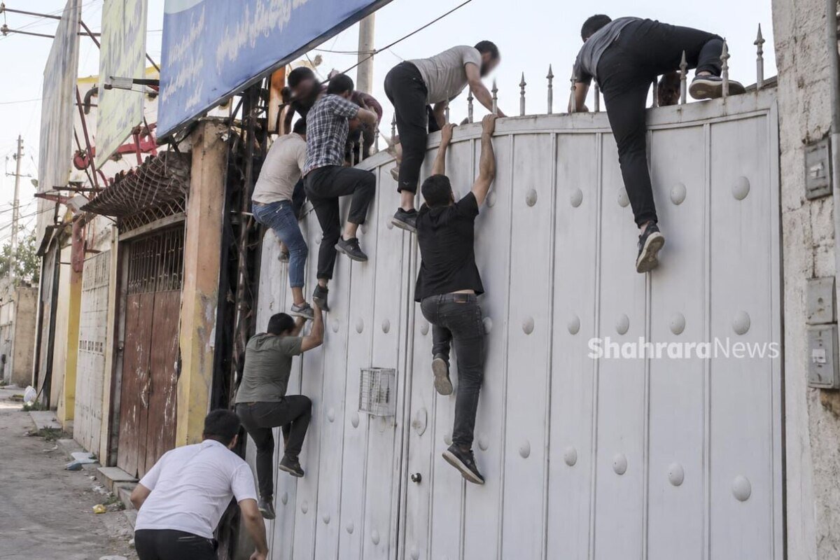 فرار دسته‌جمعی ۷۰ معتاد متجاهر از کمپ ماده ۱۶ مشهد