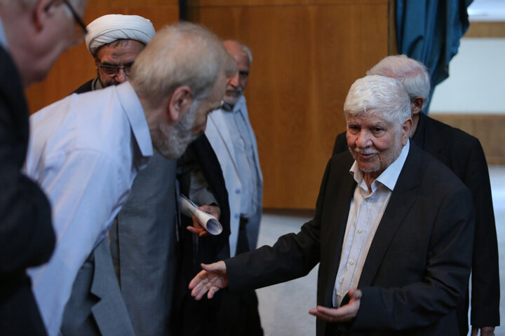 دکتر قاسم زاده