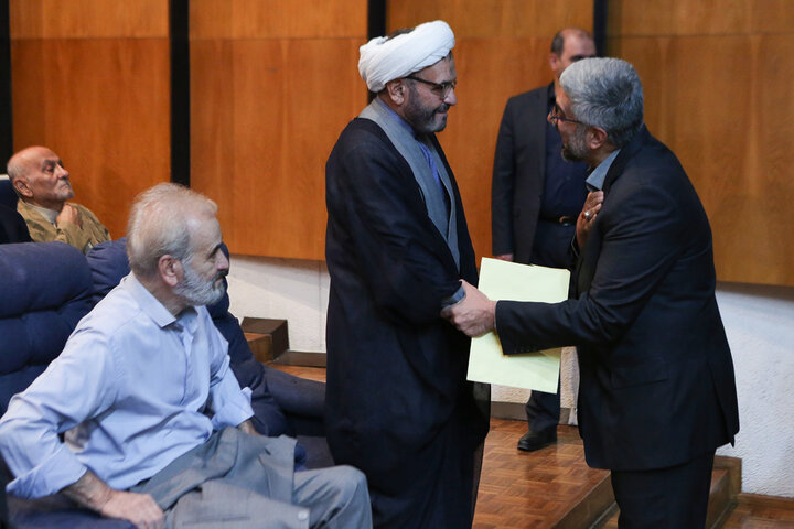 دکتر قاسم زاده