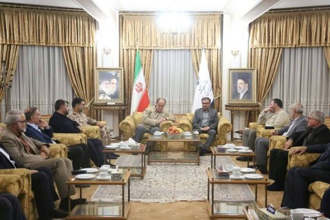 استفاده از ظرفیت‌های مرزی محاصره اقتصادی دشمن را خنثی می‌کند