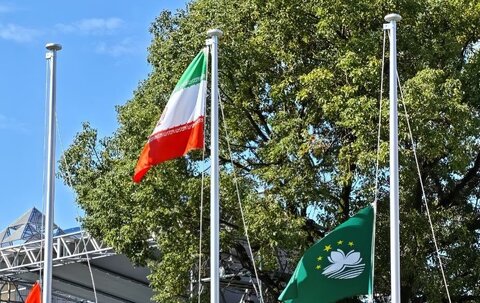 اهتزاز پرچم ایران در دهکده بازی‌های آسیایی ناگویا +عکس
