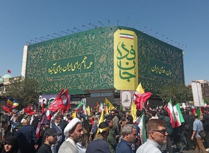 رزمایش ۳۱۳هزار نفری جان‌فدایان؛ نماد آمادگی برای دفاع از ایران