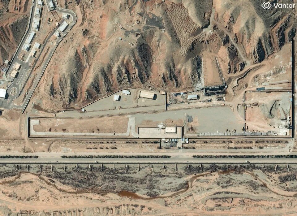 ایران به سرعت در حال بازسازی تأسیسات هسته‌ای پس از دو بمباران اسرائیل است
