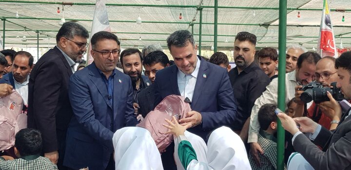 نواختن زنگ مقاومت در غمگین‌ترین مدرسه دنیا