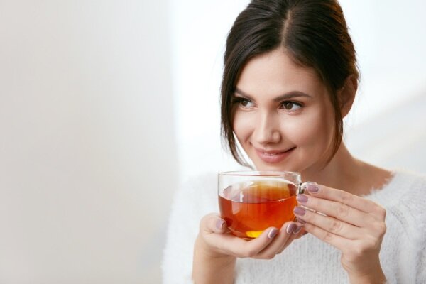 پاسخ به یک پرسش قدیمی؛ چای نوشیدن جای «آب» را می‌گیرد؟