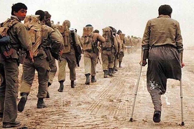 شرح عاشقی در سروده های بانوان شاعر دفاع مقدس