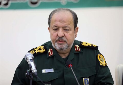 هشدار سردار ابن‌الرضا به آمریکایی‌ها: فاصله شما با ما را موشک‌های ما تعیین می‌کند