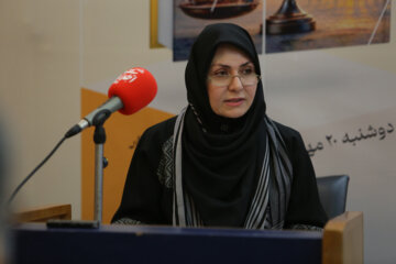 مراسم رونمایی و نقد کتاب «اخلاق رسانه در عصر اطلاعات»