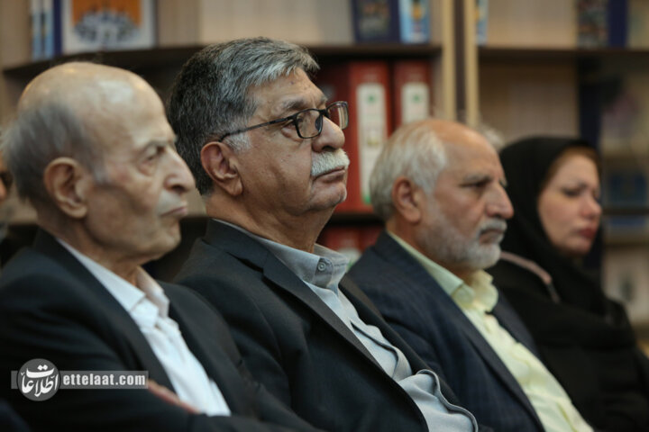 مراسم رونمایی و نقد کتاب «اخلاق رسانه در عصر اطلاعات»