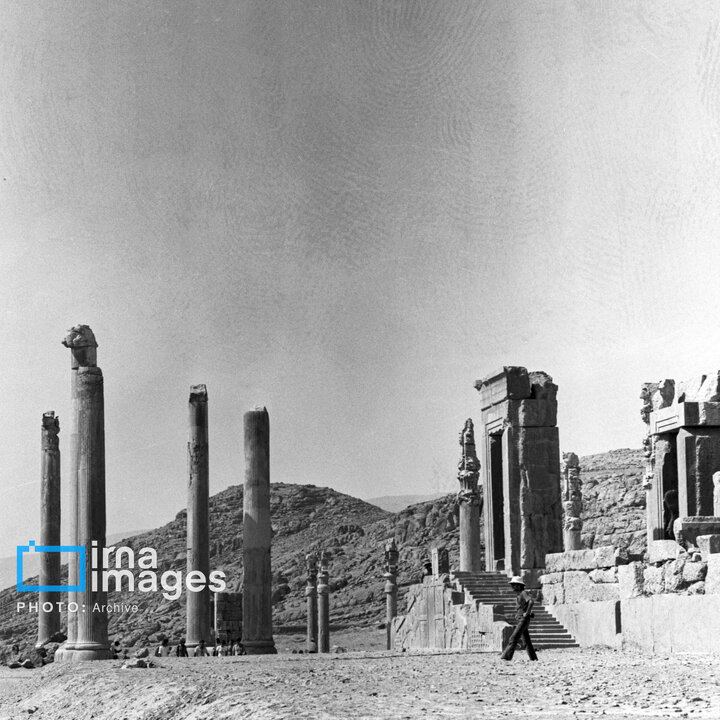 تخت جمشید