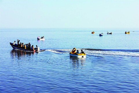 حال خوب گردشگران دریاچه ارومیه