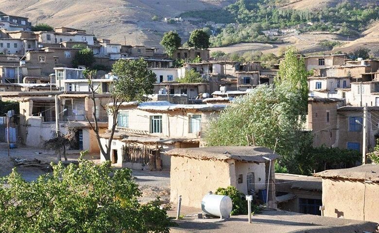 نیمی از روستاهای کرمانشاه هویت خود را از دست داده اند