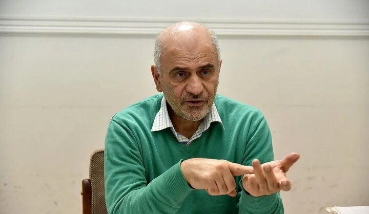 فرشاد مؤمنی: سیاست‌های تورم‌زا جامعه را به قهقرا می‌برد!