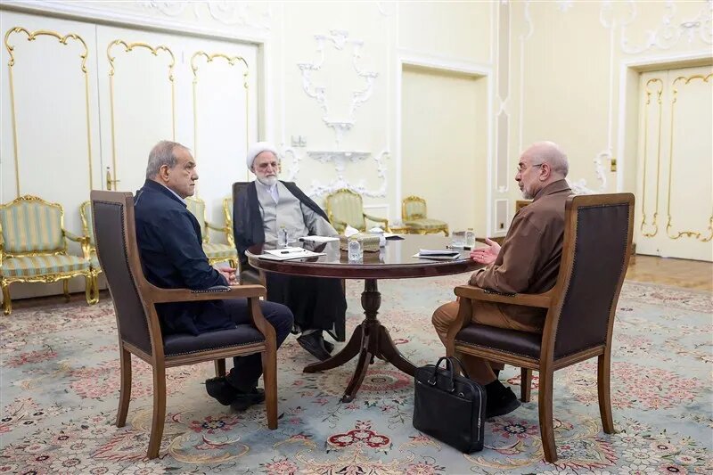 مصوبه سران قوا برای بازسازی خسارتهای جنگ ابلاغ شد