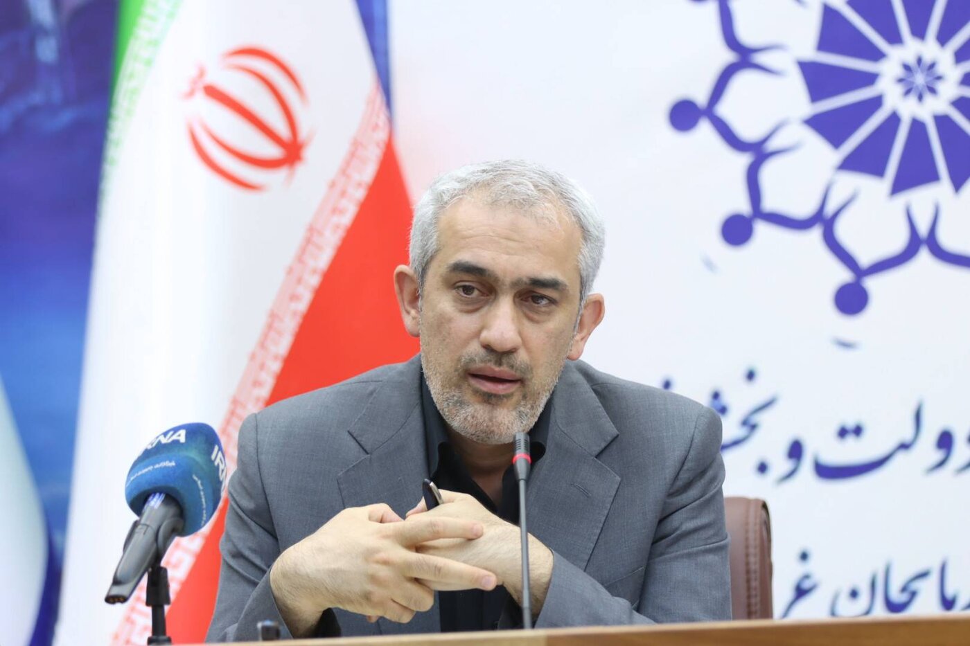 تسهیل تردد کامیونها در مرزهای آذربایجانغربی در دستورکار رایزنی با ترکیه