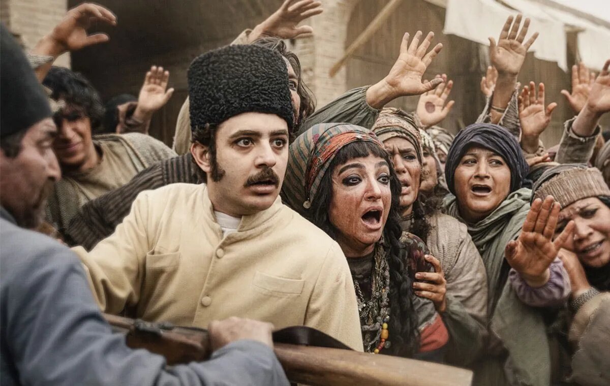 «سرخ و سیاه»؛ طغیان زنانه در حاشیه‌ تاریخ