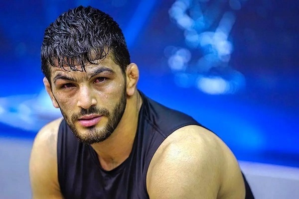 اتحادیه جهانی کشتی پیام تلخی برای حسن یزدانی فرستاد