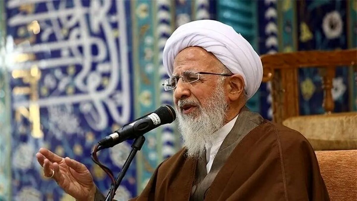 انتقاد تند آیت الله جوادی آملی از مسئولان: ملت نباید این قدر رنج بکشند